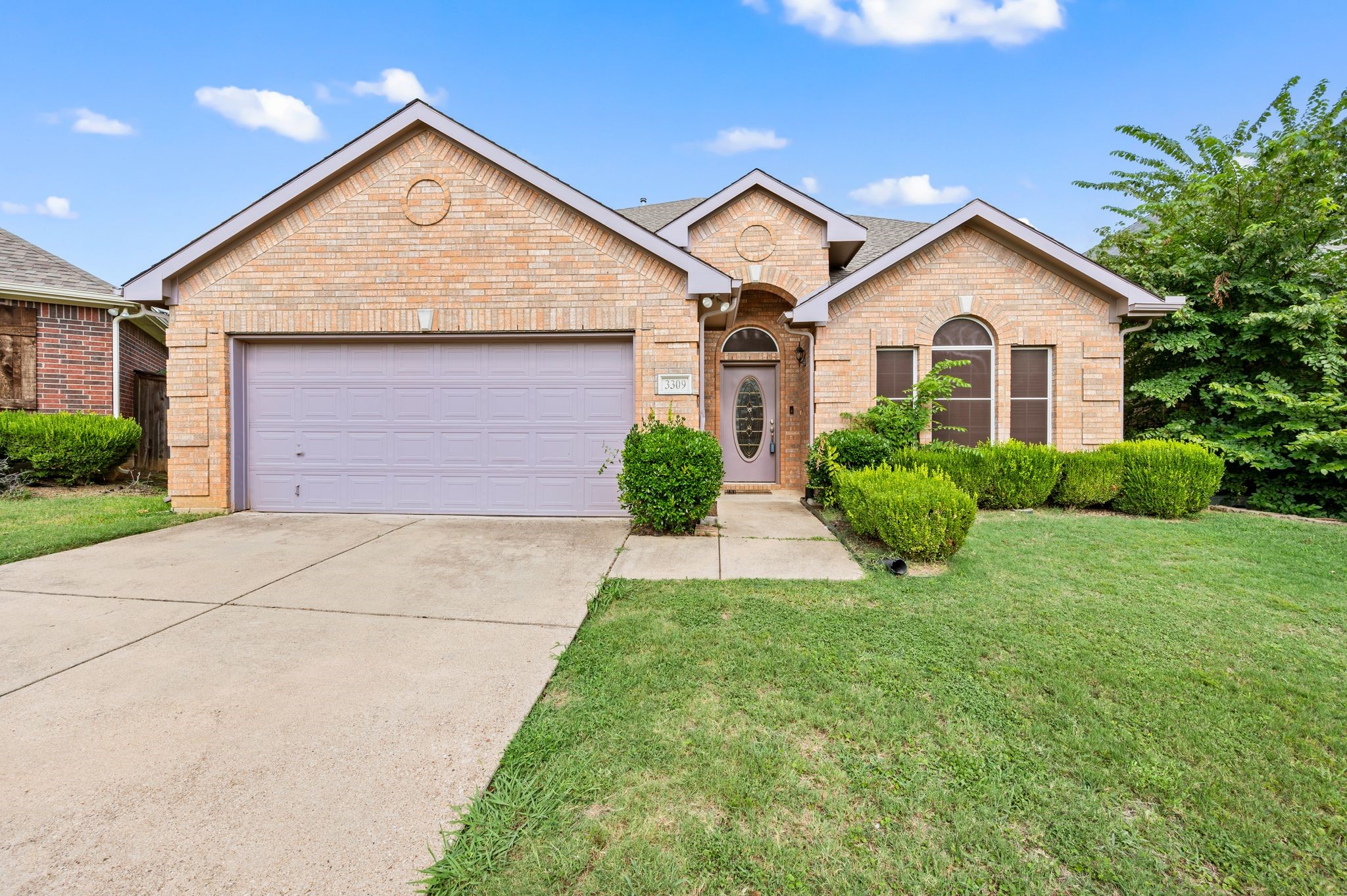 3309 Landhope Circle Arlington TX 76016