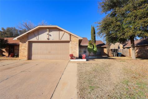 3832 Seven Gables Street Fort Worth TX 76133