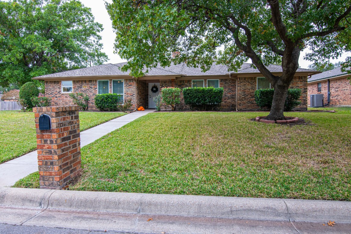 5701 Havana Drive North Richland Hills TX 76180
