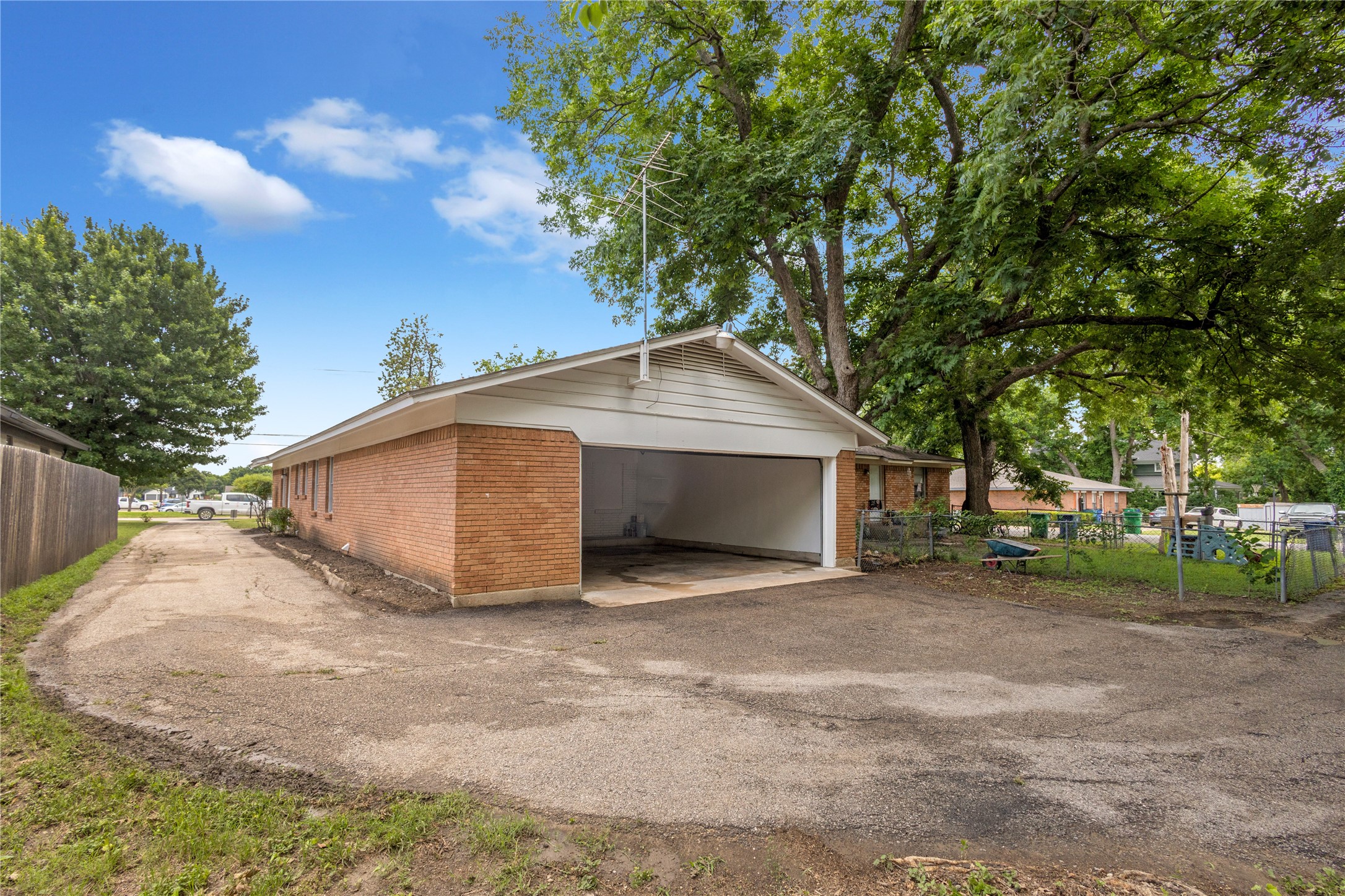 203 Brown Street Waxahachie TX 75165