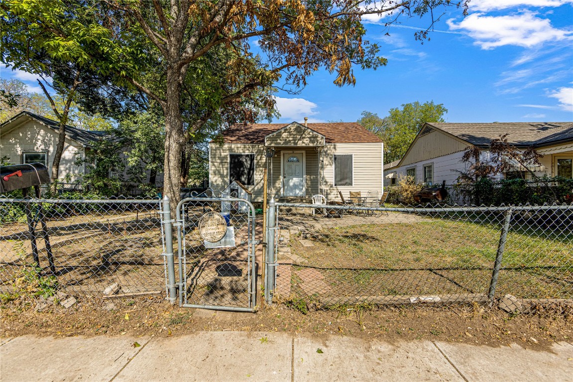 4020 Lisbon Street Fort Worth TX 76107