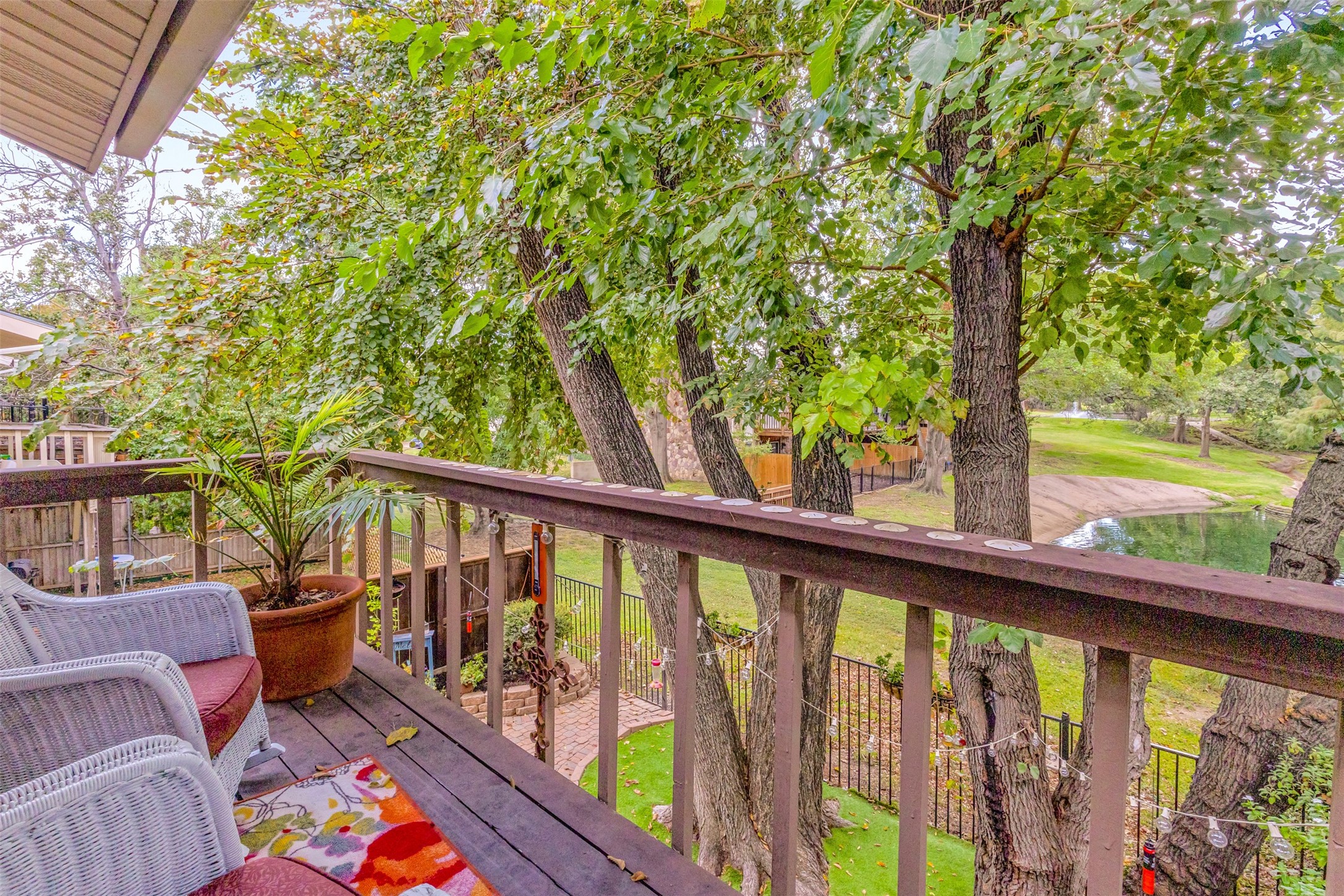1805 Lakecrest Court Carrollton TX 75006