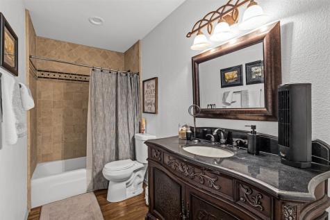 1805 Lakecrest Court Carrollton TX 75006