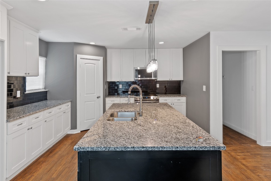 2053 Marydale Drive Dallas TX 75208