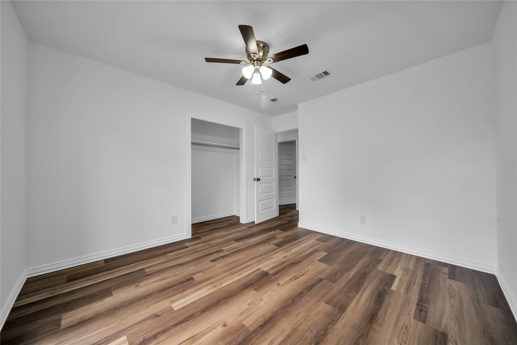 2009 Clark Trail Grand Prairie TX 75052