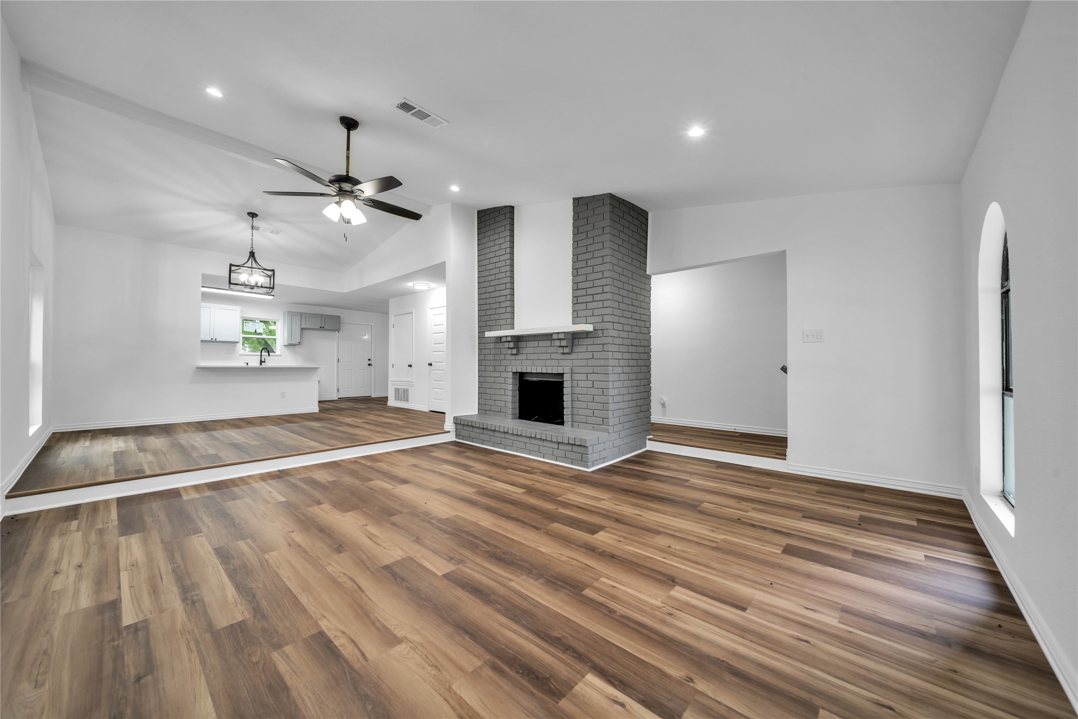 2009 Clark Trail Grand Prairie TX 75052