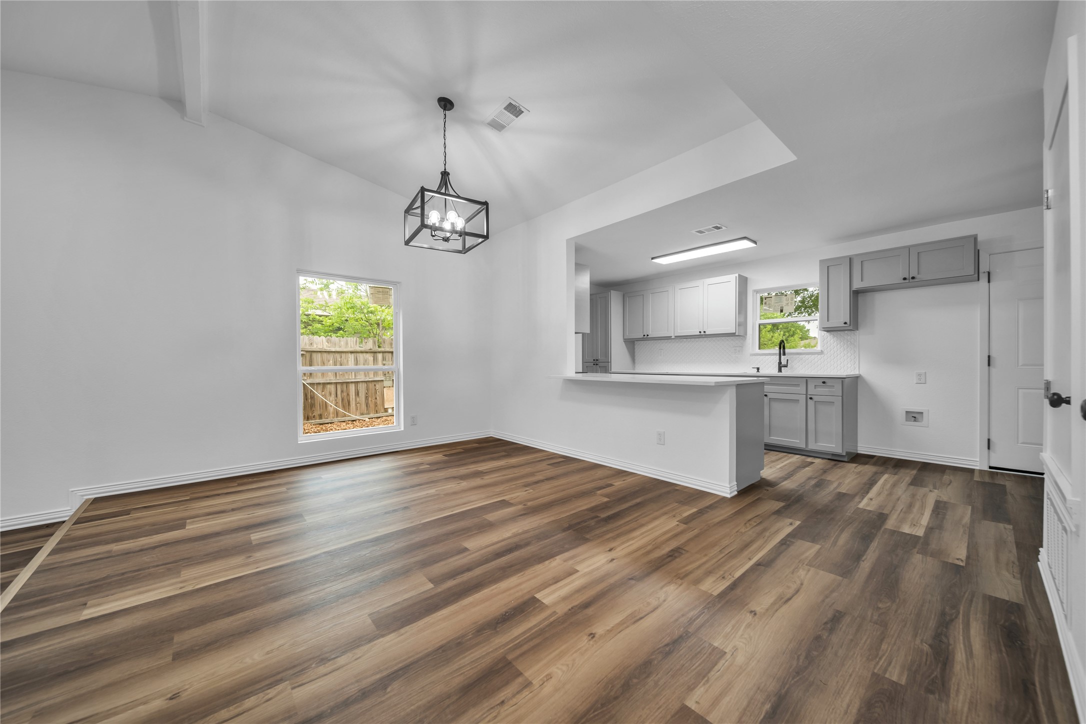 2009 Clark Trail Grand Prairie TX 75052