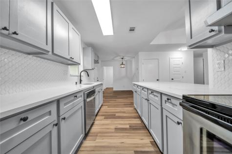 2009 Clark Trail Grand Prairie TX 75052