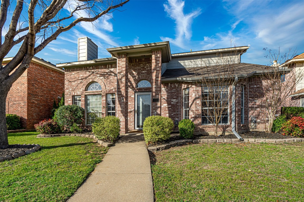 2261 Bresee Drive Carrollton TX 75010