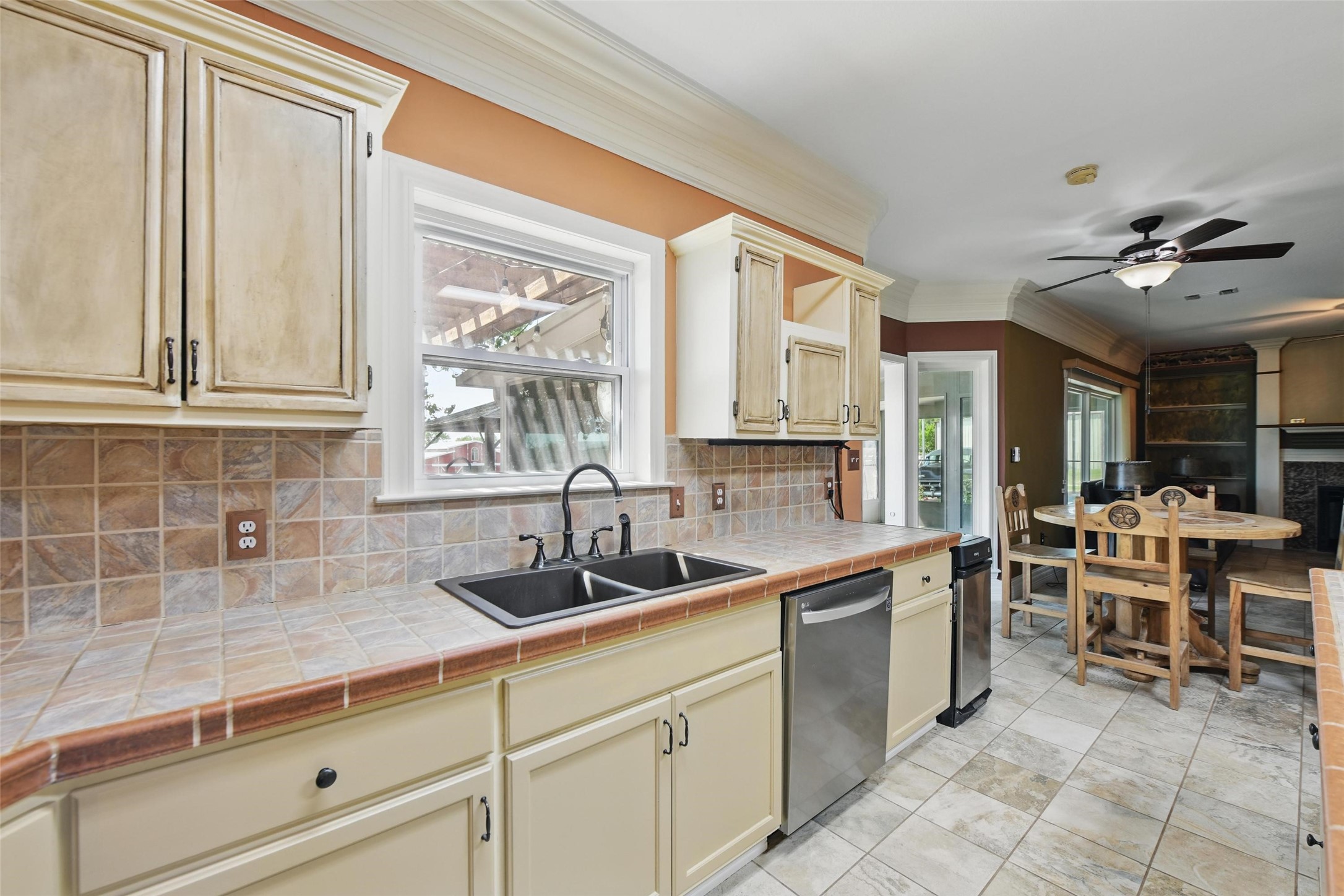 222 Fox Road Weatherford TX 76088