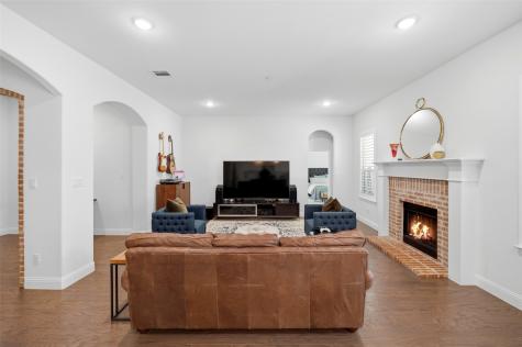 5849 Dennis Avenue Fort Worth TX 76114