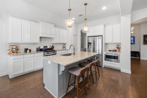 5849 Dennis Avenue Fort Worth TX 76114