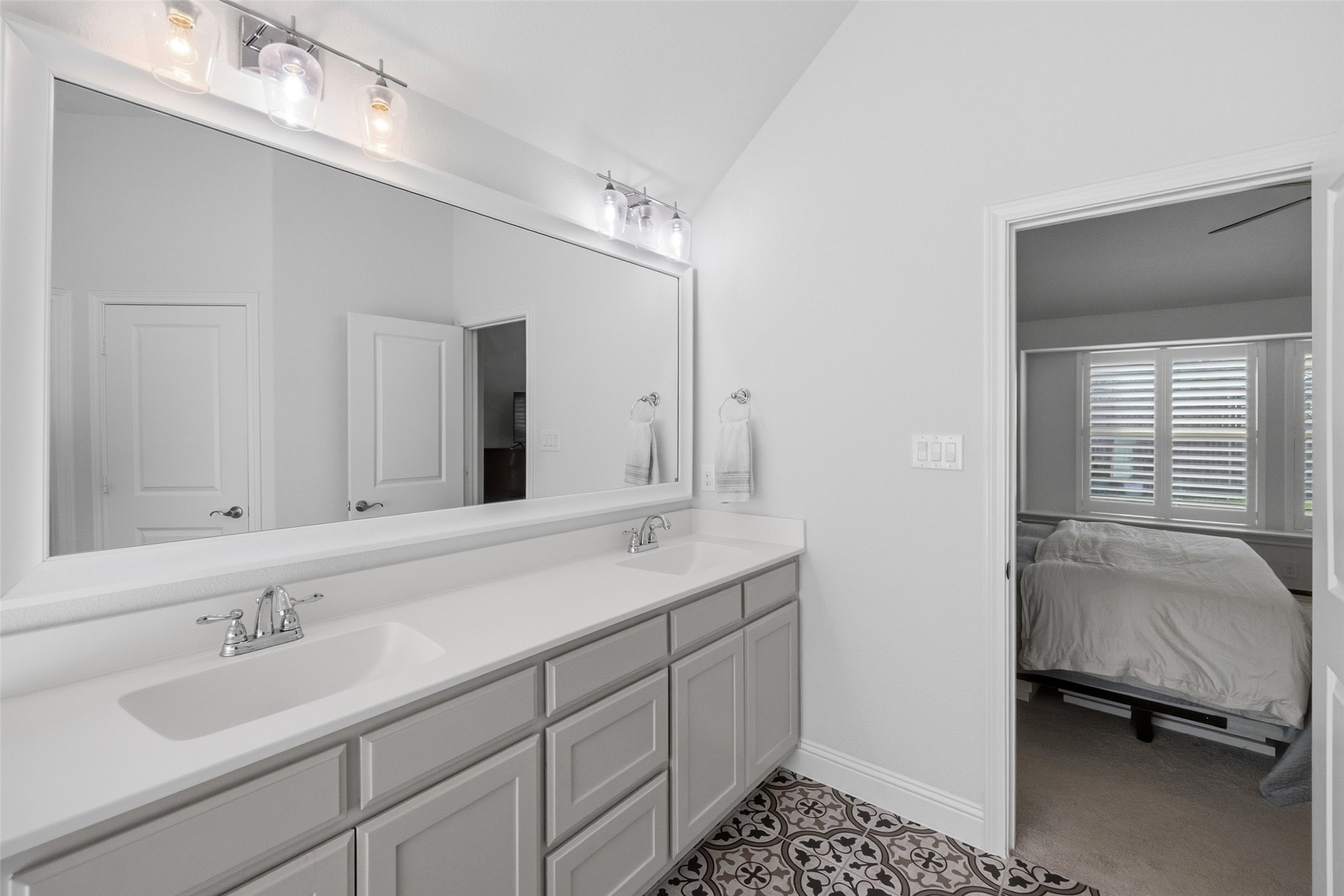 5849 Dennis Avenue Fort Worth TX 76114