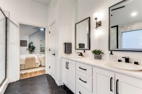 6401 Diamond Drive Mckinney TX 75070