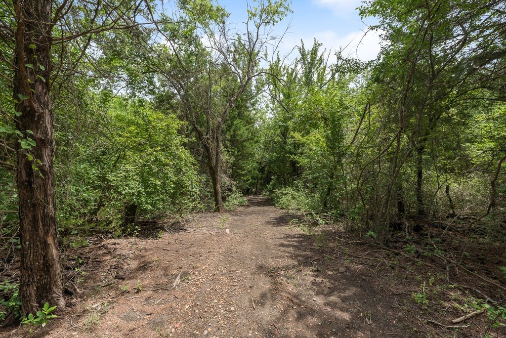 1070 County Road 3030 Bonham TX 75418