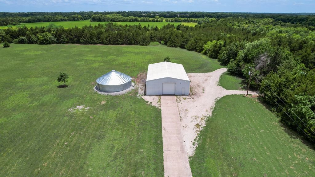 1070 County Road 3030 Bonham TX 75418