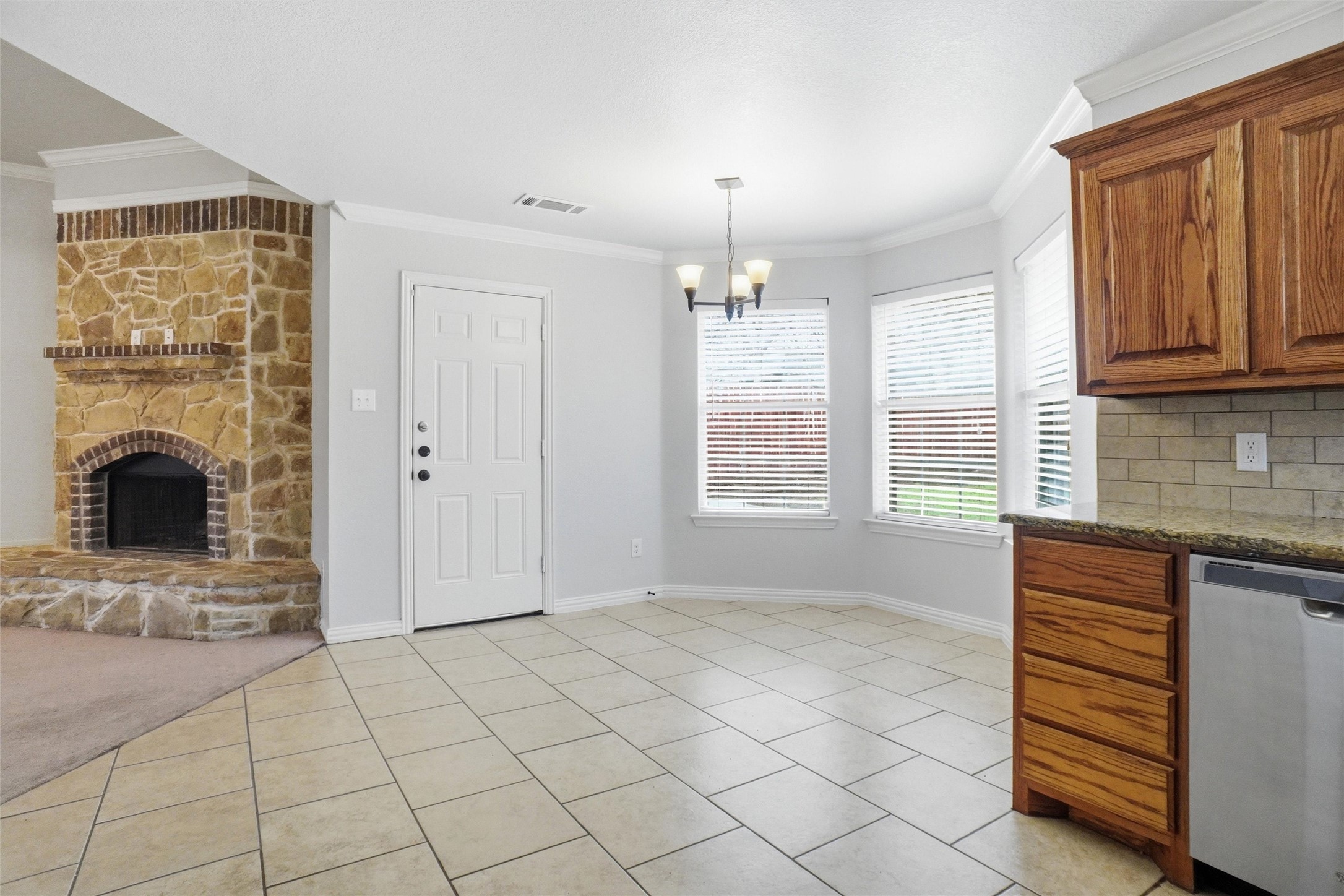 8102 Melrose Street E White Settlement TX 76108