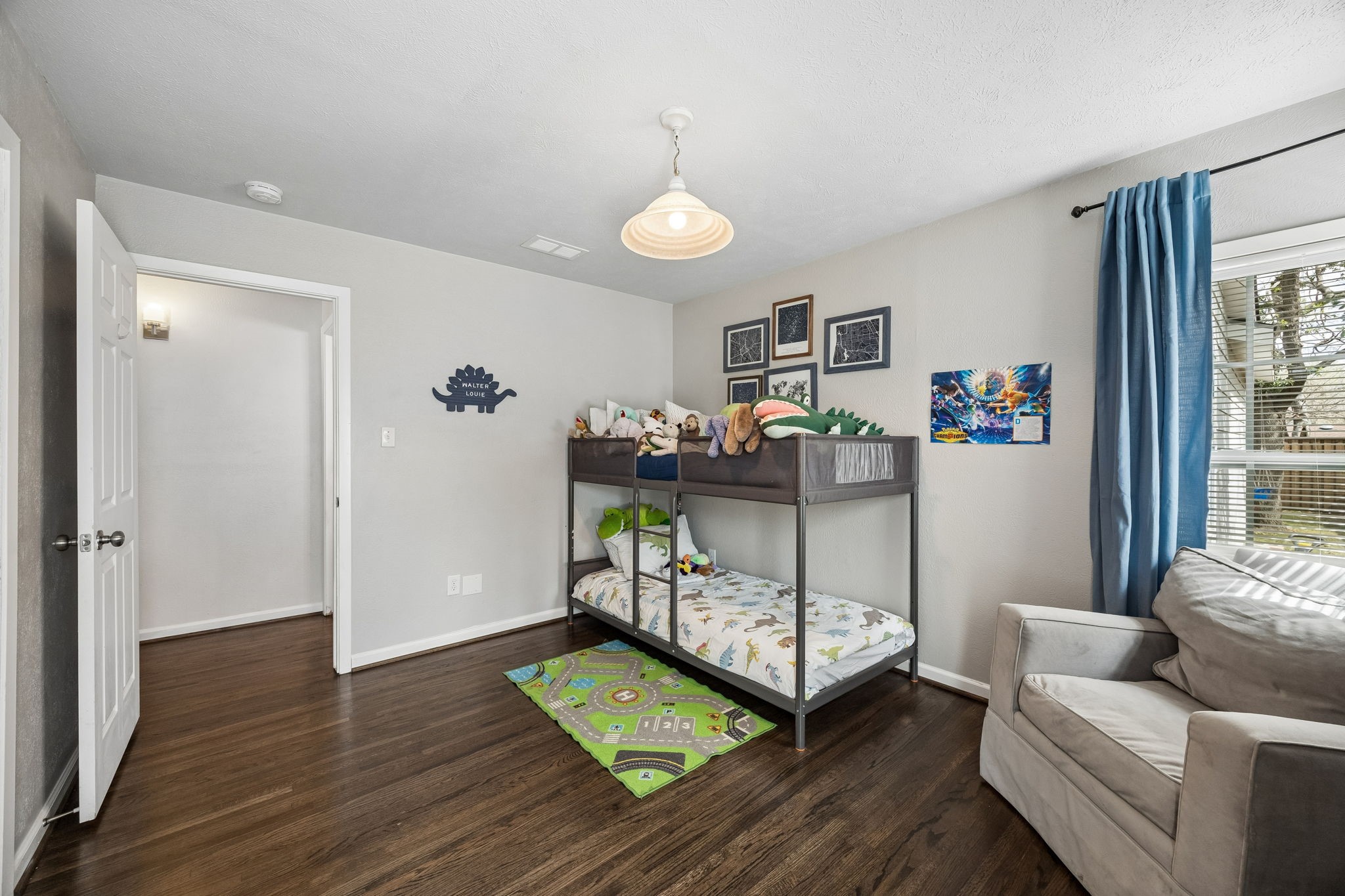 9422 Lenel Place Dallas TX 75220