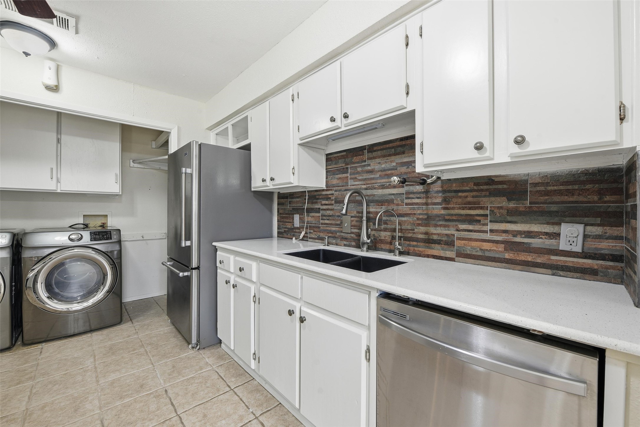 517 Panay Way Drive Fort Worth TX 76108