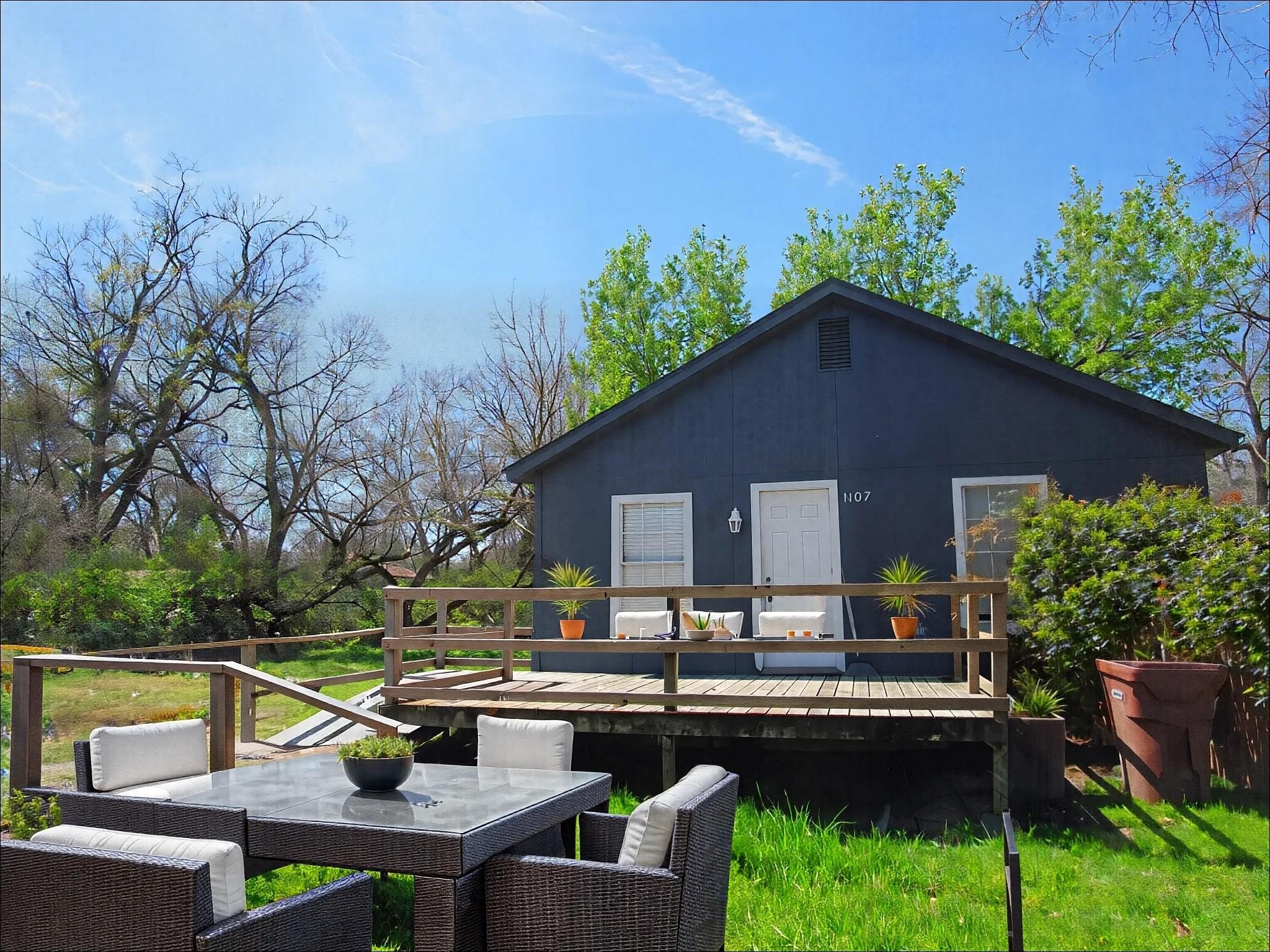 1107 Beech S Bonham TX 75418