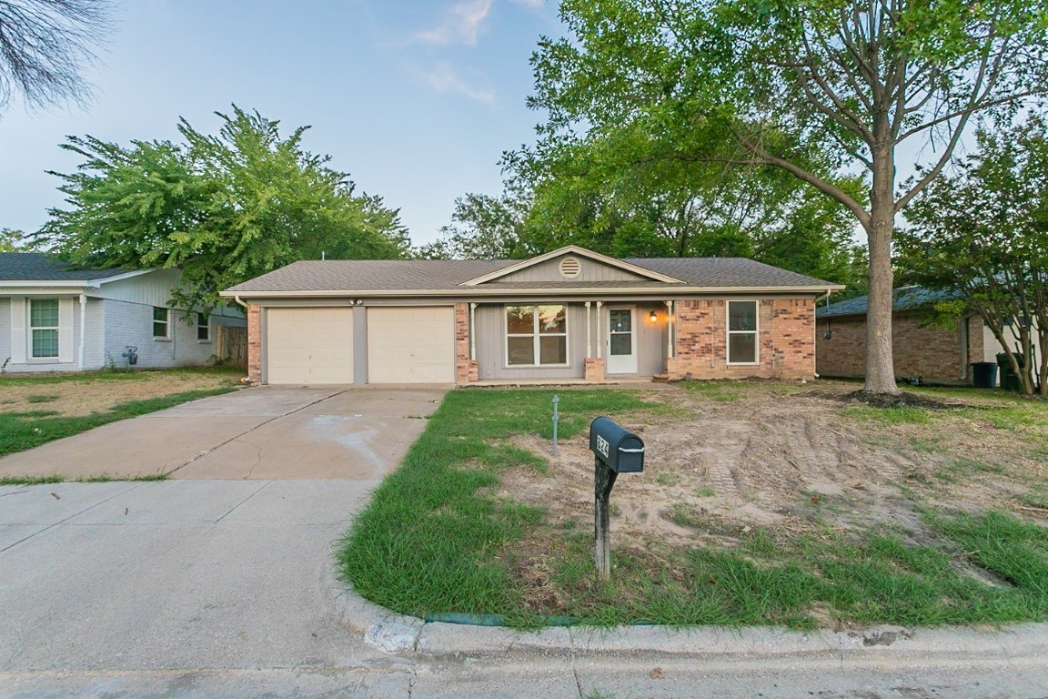 824 Madrid Street Hurst TX 76053