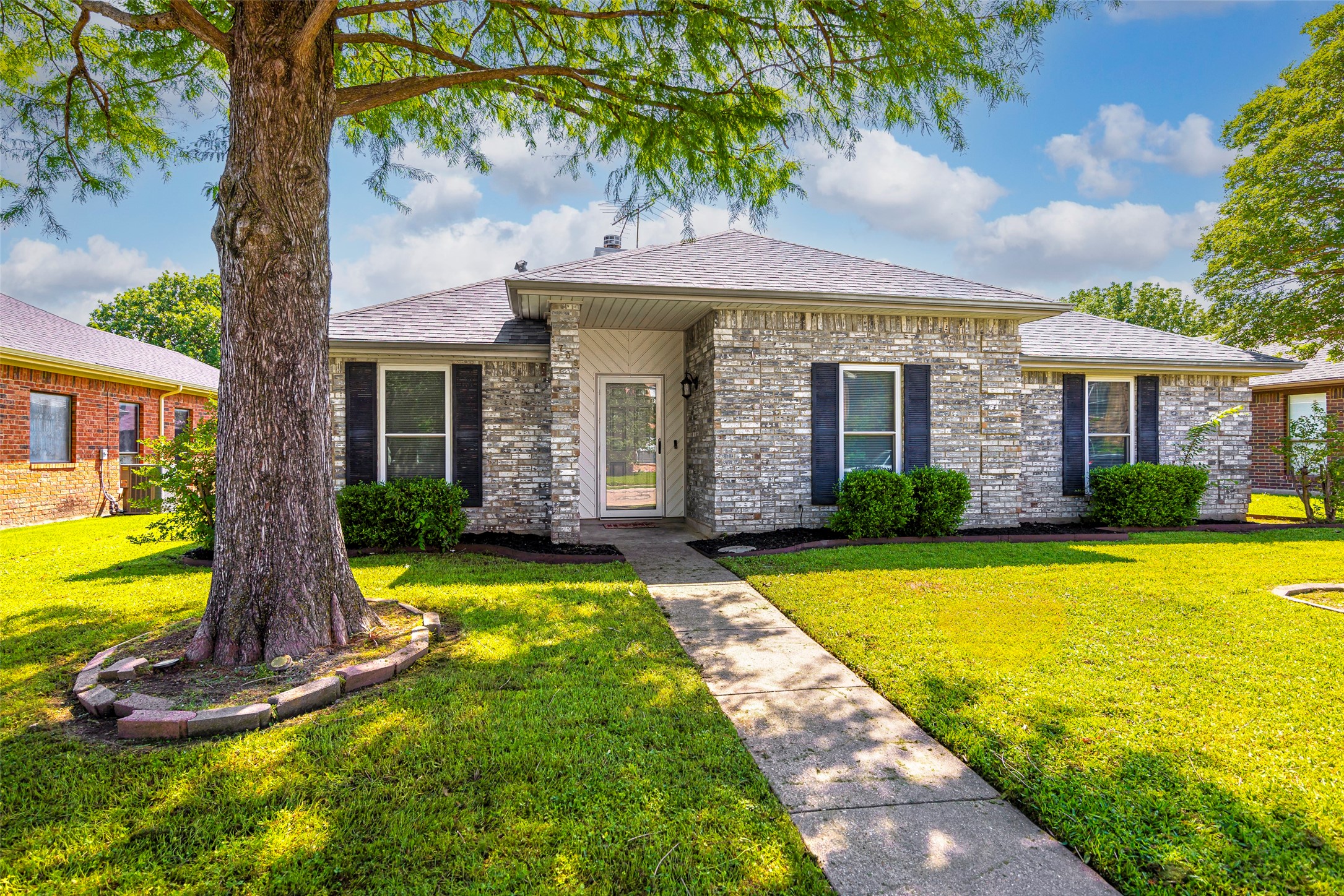1709 Trinity Hill Mesquite TX 75181