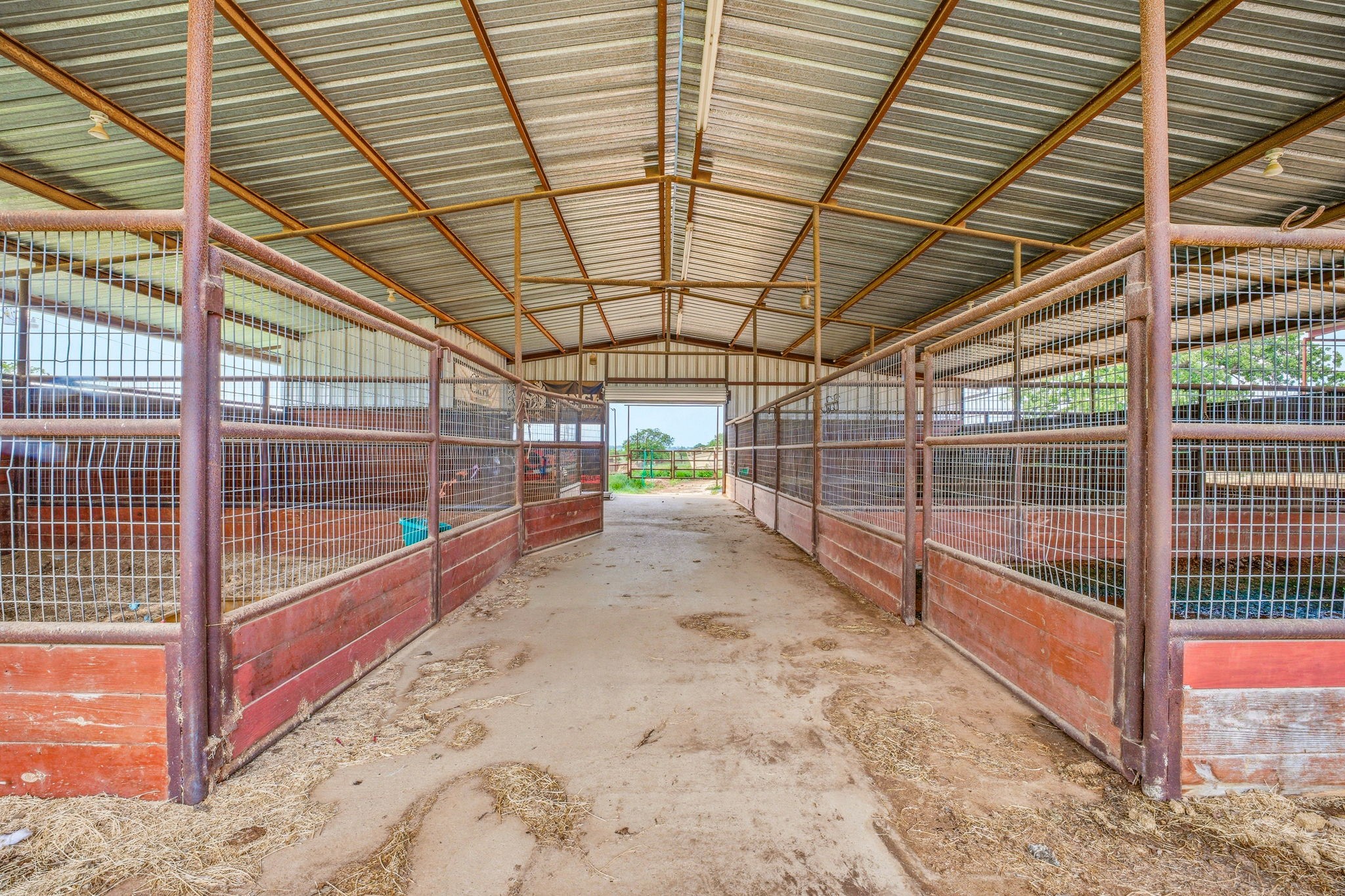 305 County Road 483 Stephenville TX 76401