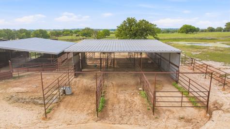 305 County Road 483 Stephenville TX 76401