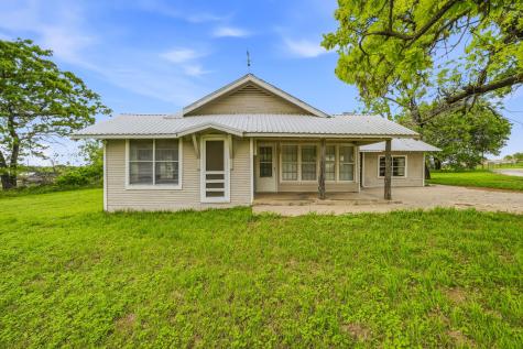 305 County Road 483 Stephenville TX 76401