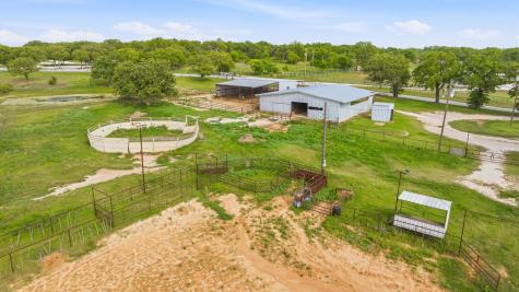 305 County Road 483 Stephenville TX 76401