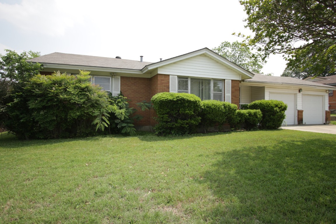 4813 Sewell Avenue Fort Worth TX 76114