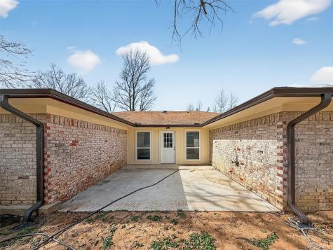 835 38th Street SE Paris TX 75462