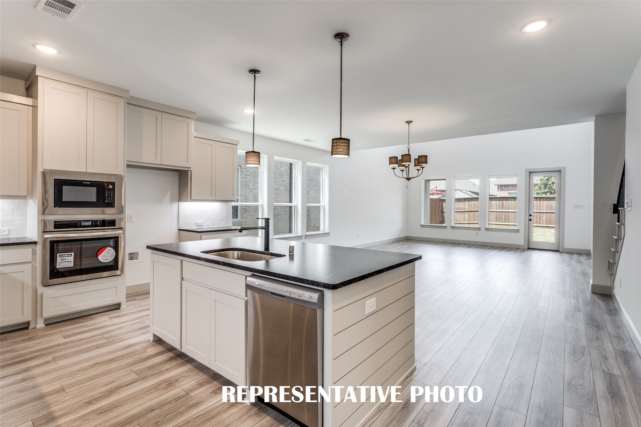 1825 Vetiver Glow Drive Celina TX 75009
