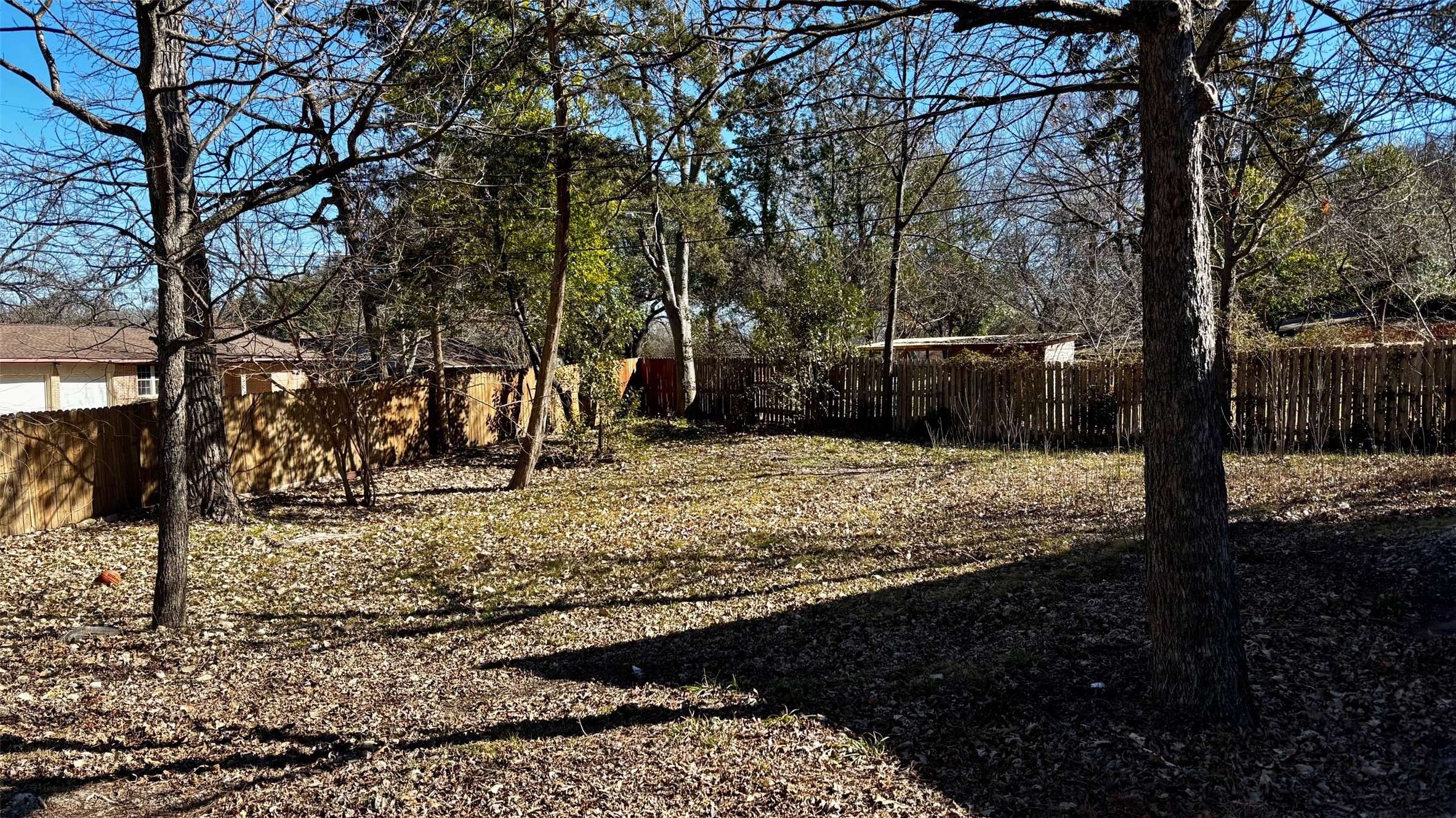 2438 Five Mile Circle Dallas TX 75233