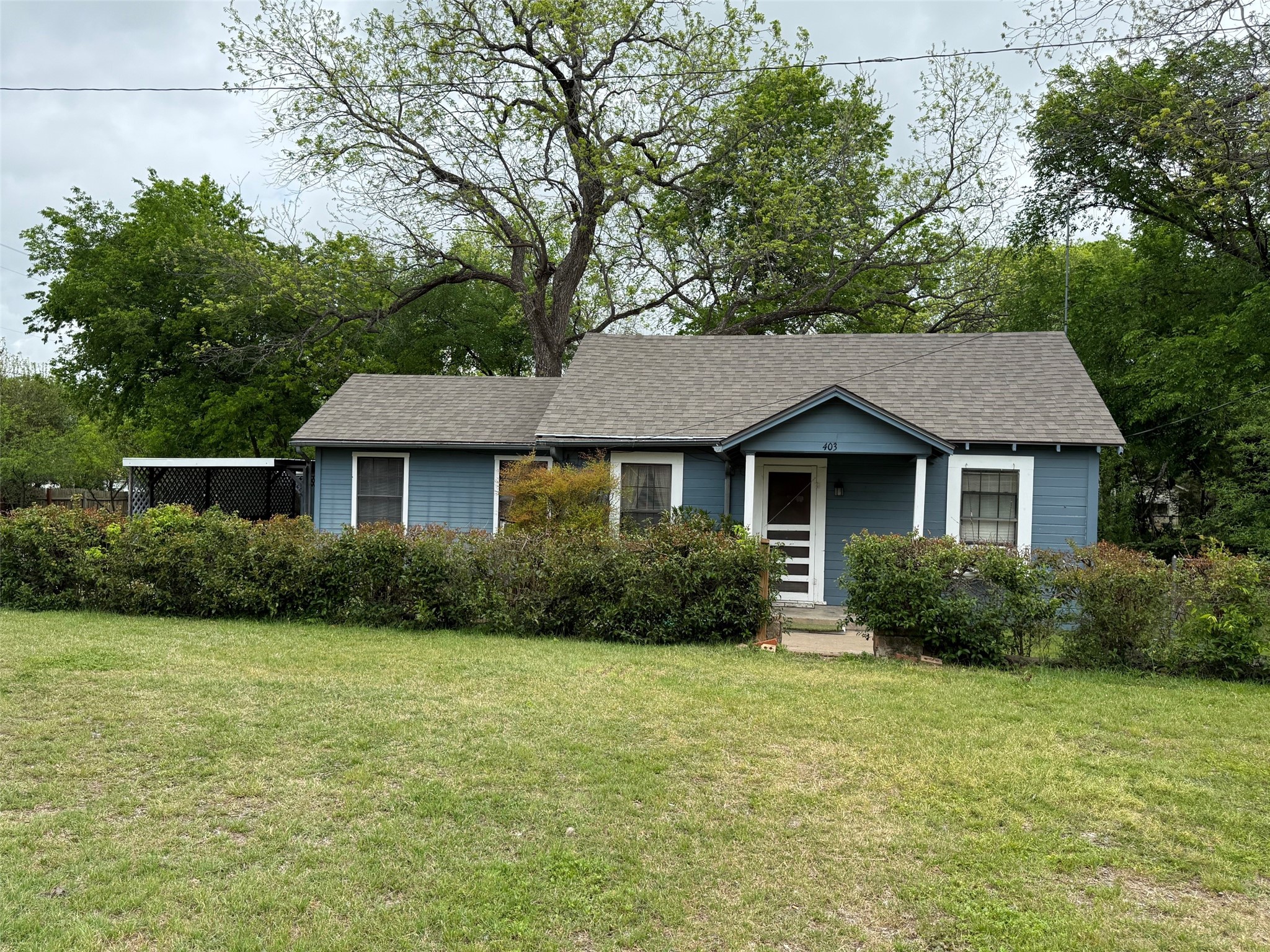 403 Avenue E Avenue Valley Mills TX 76689