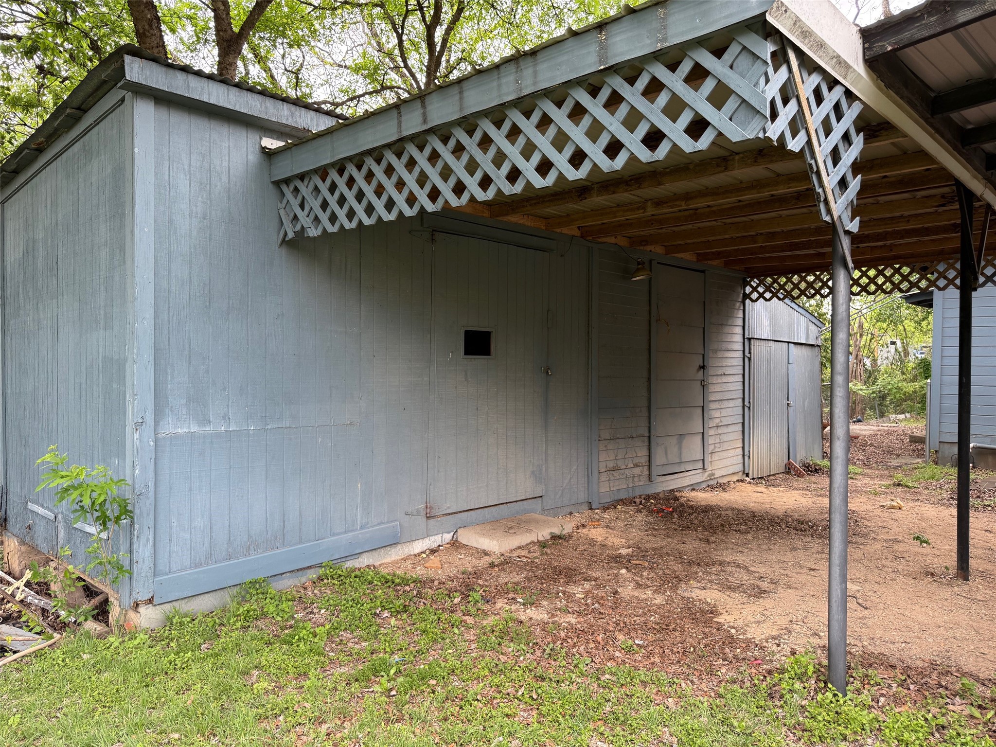 403 Avenue E Avenue Valley Mills TX 76689