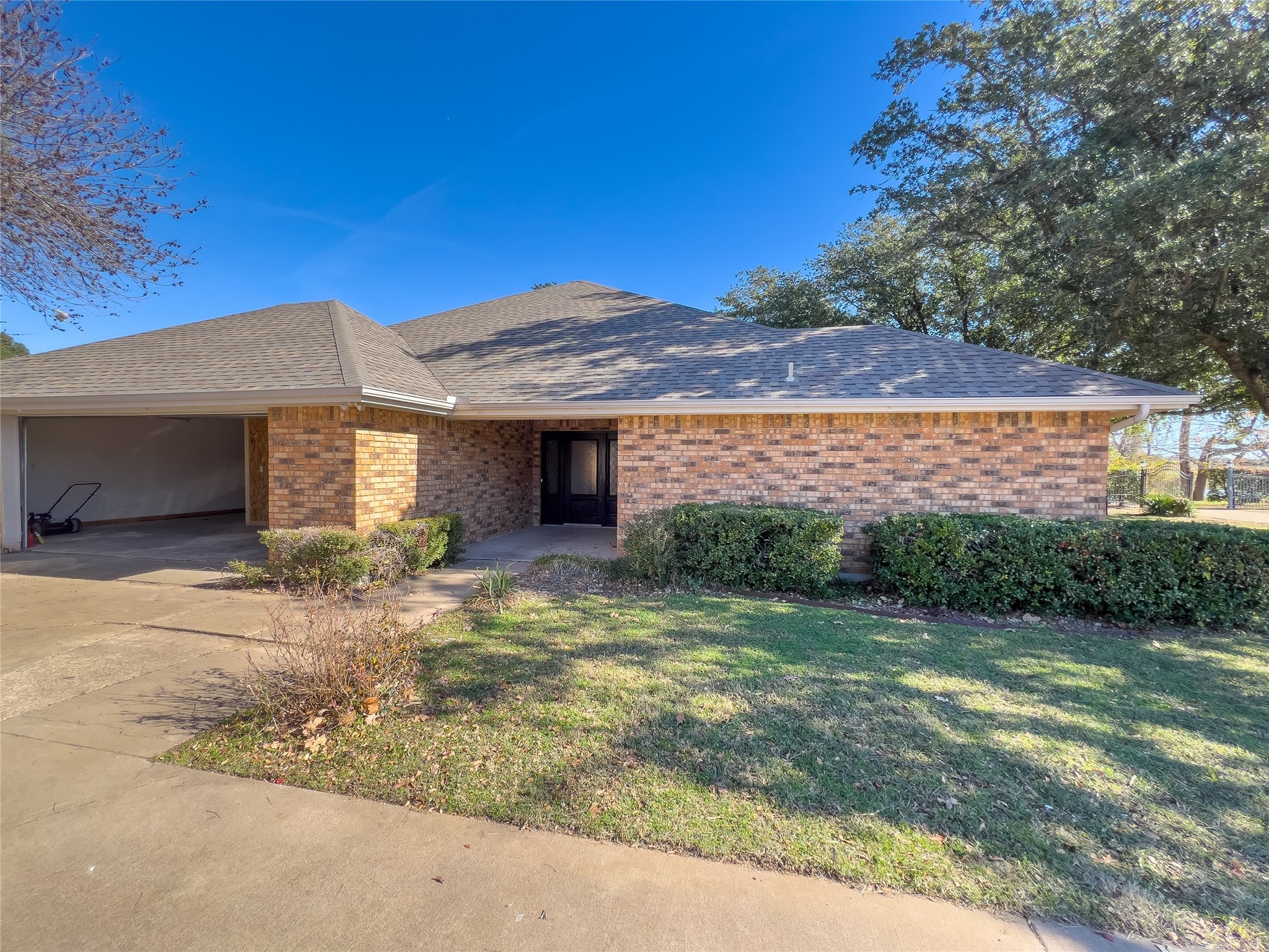 101 Village Gate Drive Waxahachie TX 75165