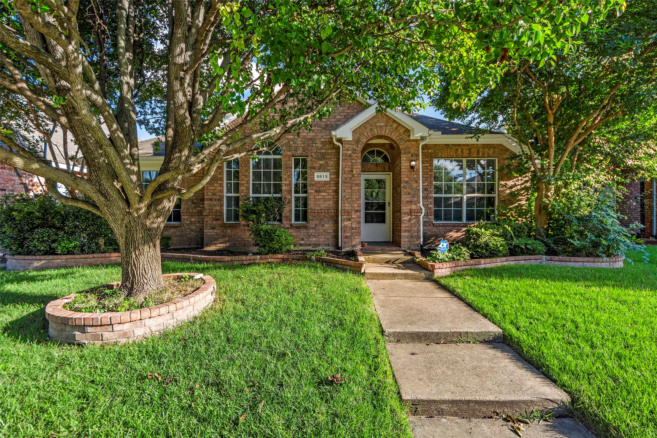 5813 Blue Spruce Lane Mckinney TX 75070