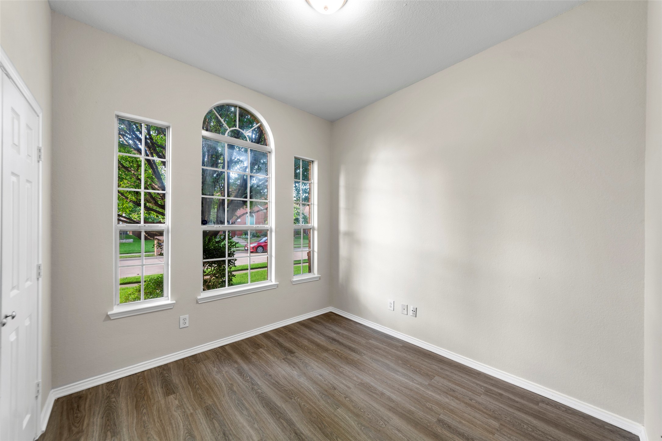 5813 Blue Spruce Lane Mckinney TX 75070