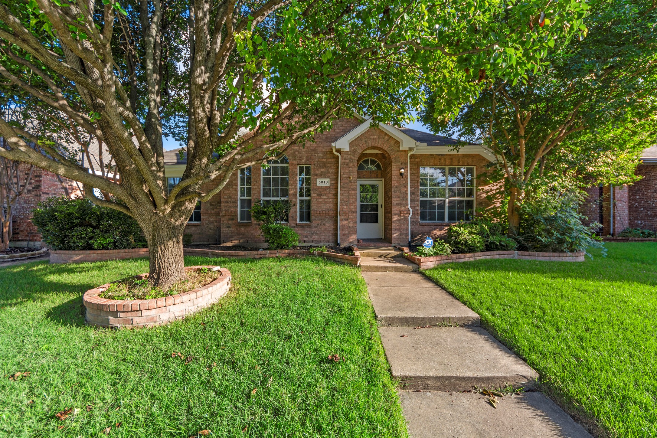 5813 Blue Spruce Lane Mckinney TX 75070
