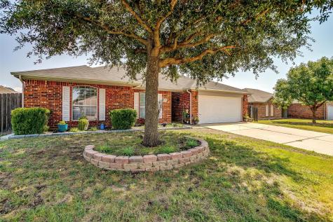 420 Reagan Lane Burleson TX 76028