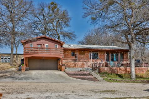 231 Hickory Street Lindsay TX 76250