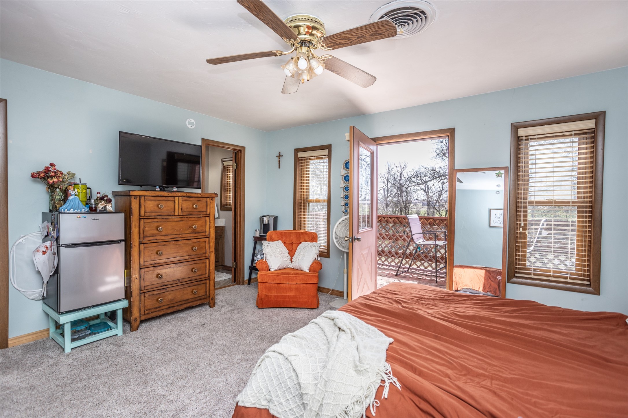 231 Hickory Street Lindsay TX 76250
