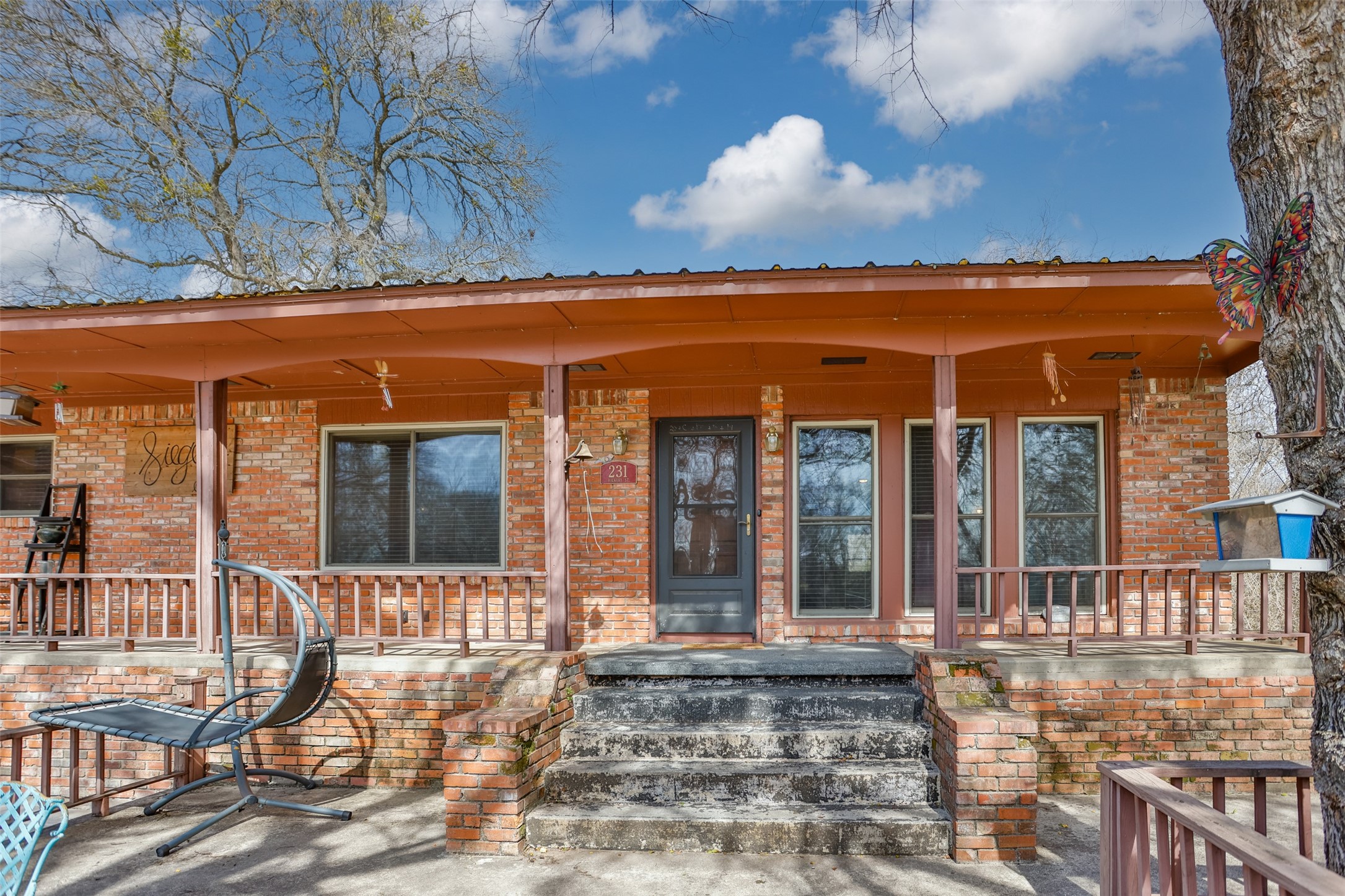 231 Hickory Street Lindsay TX 76250