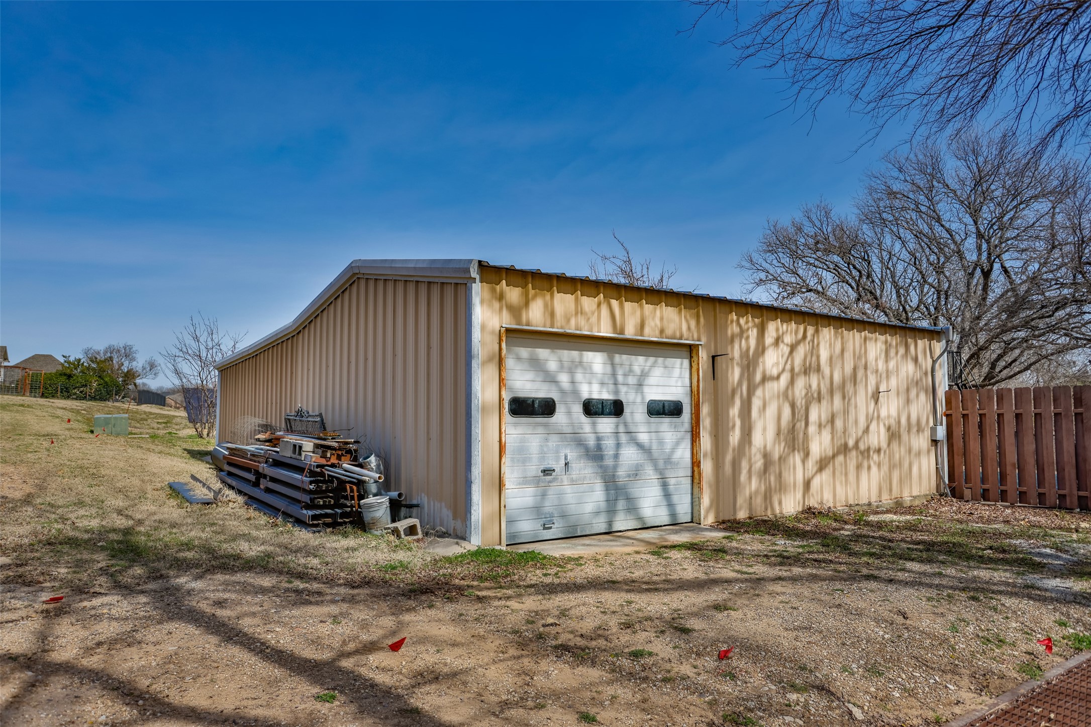 231 Hickory Street Lindsay TX 76250