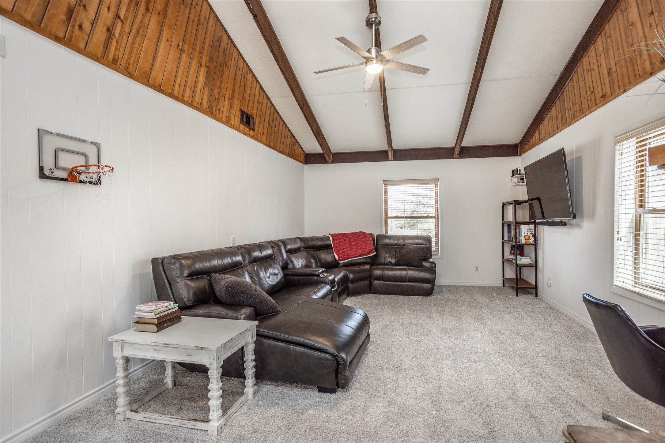 231 Hickory Street Lindsay TX 76250