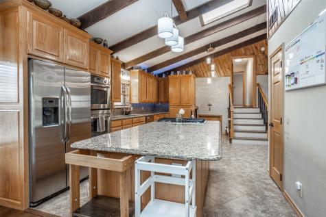 231 Hickory Street Lindsay TX 76250