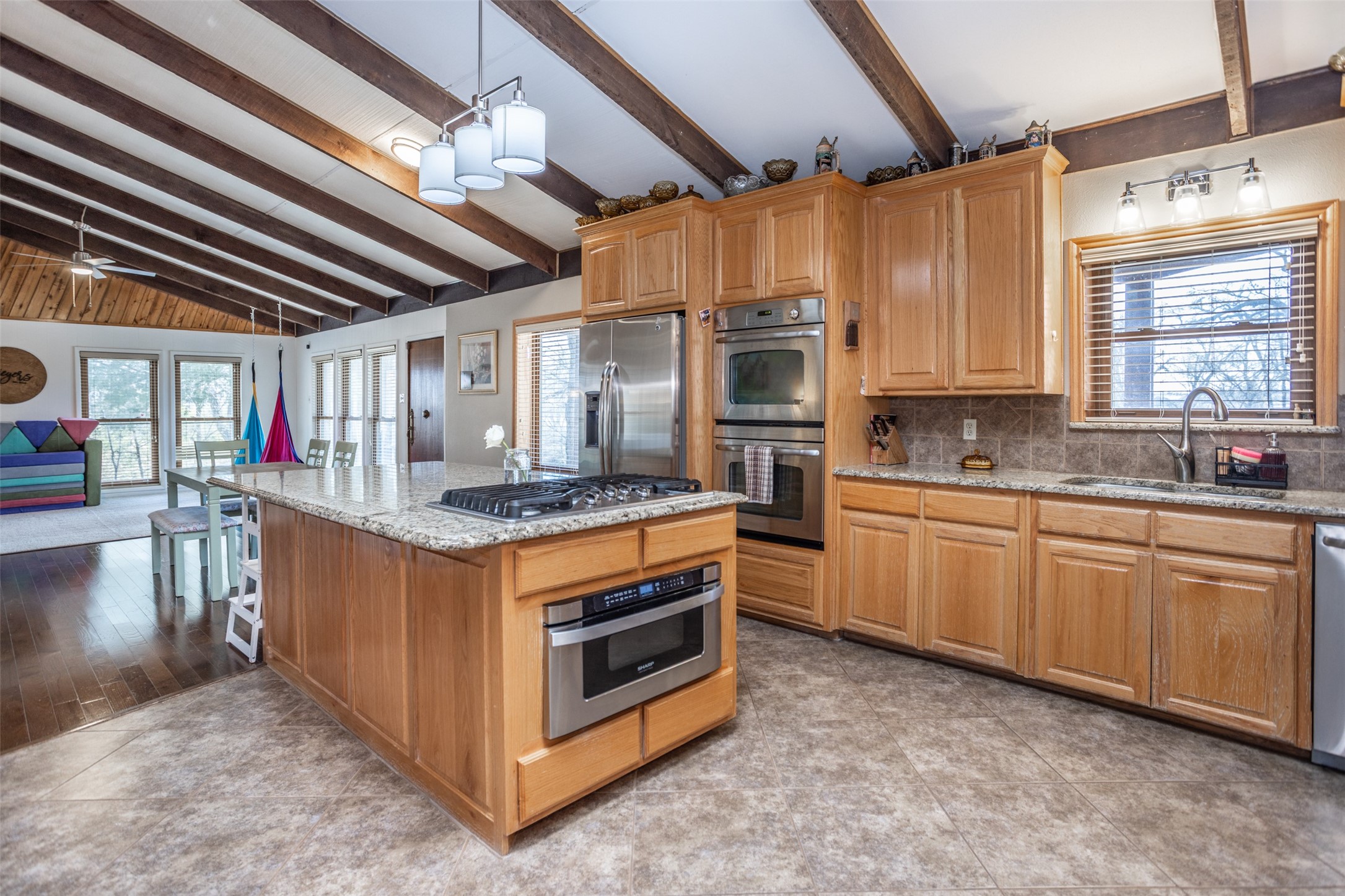 231 Hickory Street Lindsay TX 76250