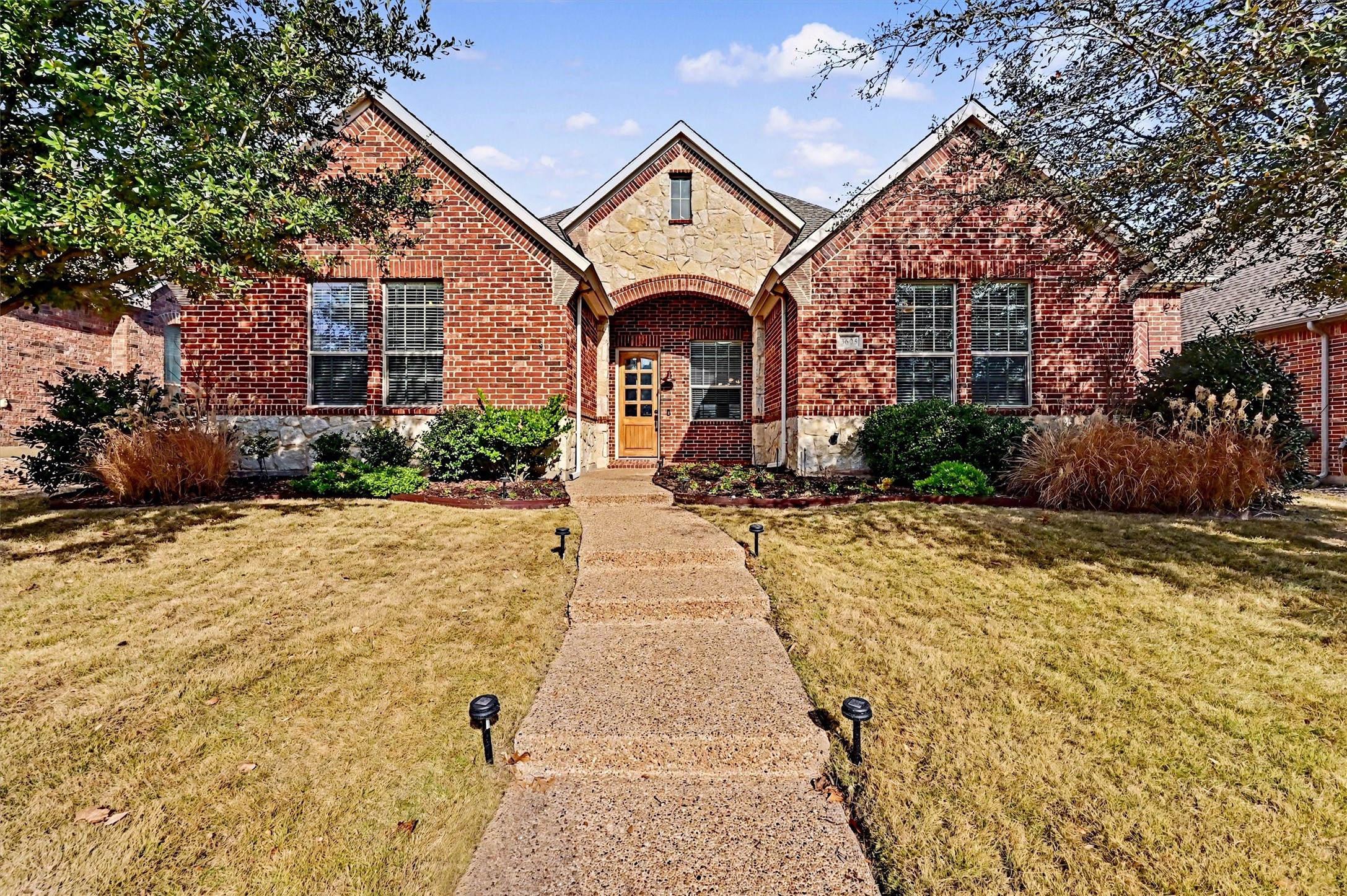 3605 Meadow Bluff Lane Sachse TX 75048
