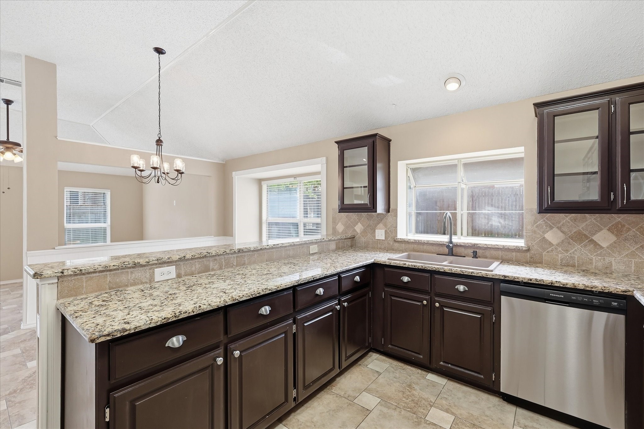 5505 Eagle Rock Road Arlington TX 76017